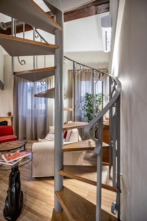 Apartamento Yid Penthouse In Santa Croce Florencia