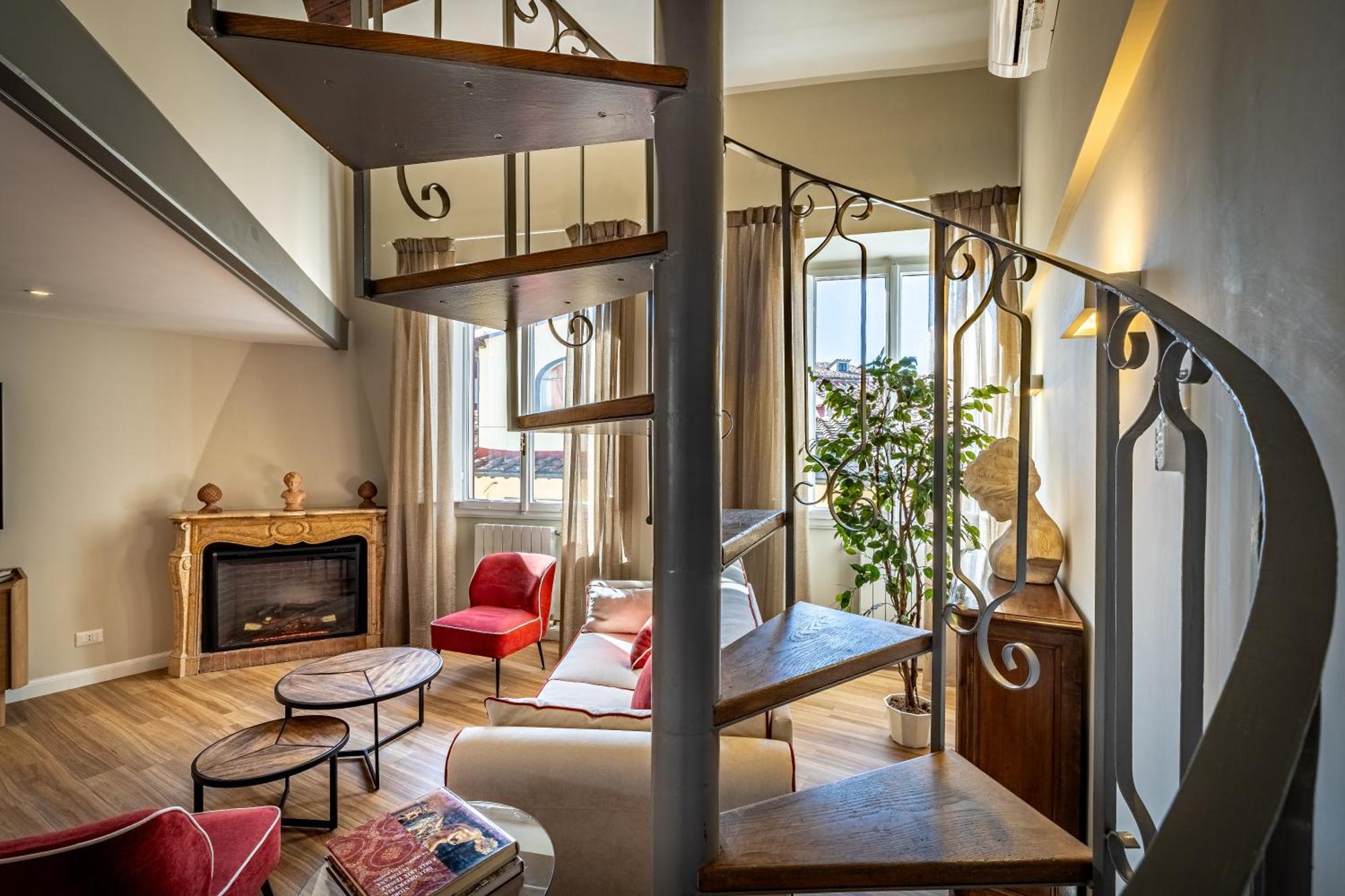 Yid Penthouse In Santa Croce